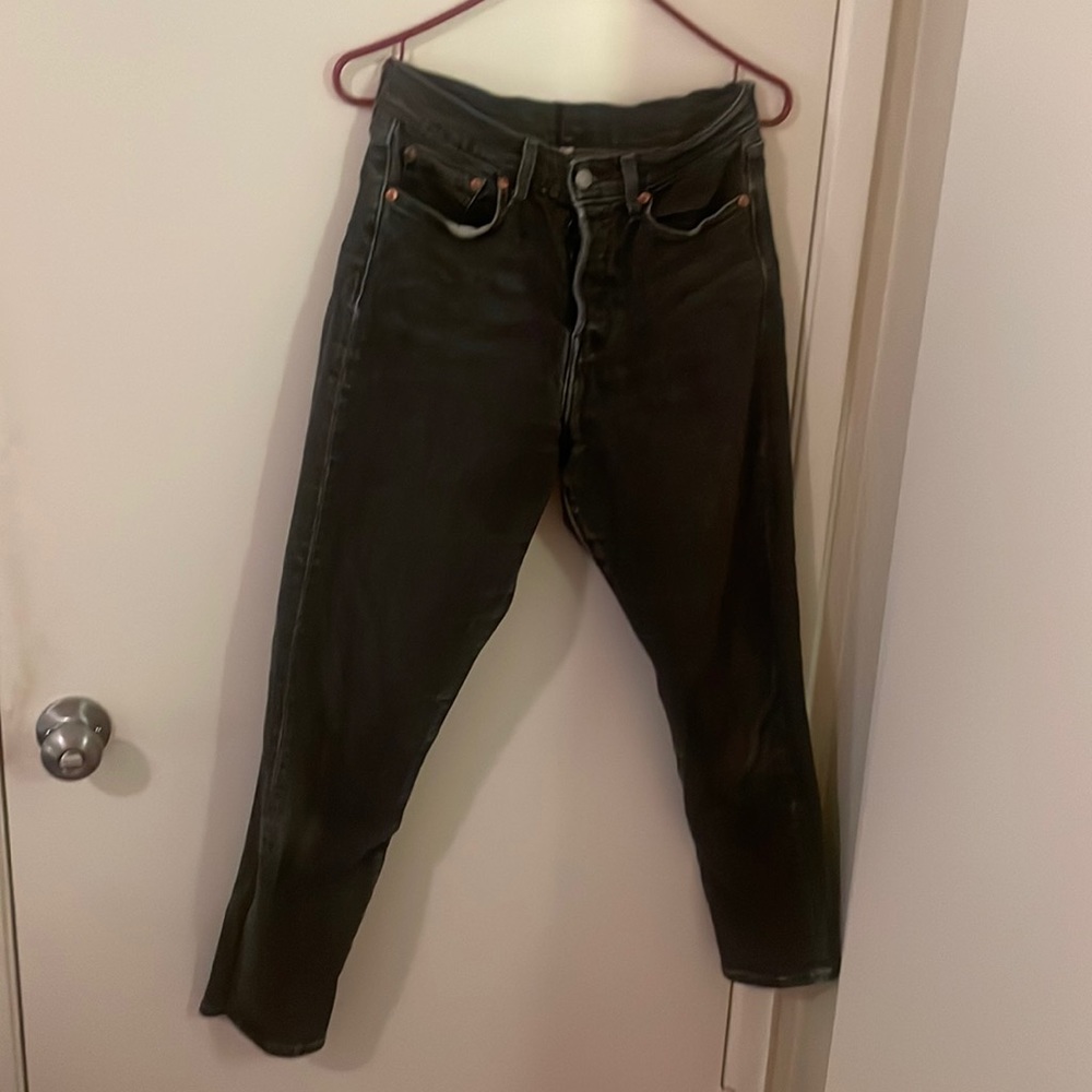 LEVIS 27 mom jean faded black